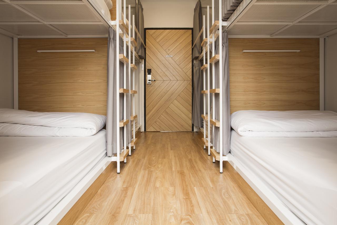 Bed One Block Hostel Bangkok Zewnętrze zdjęcie