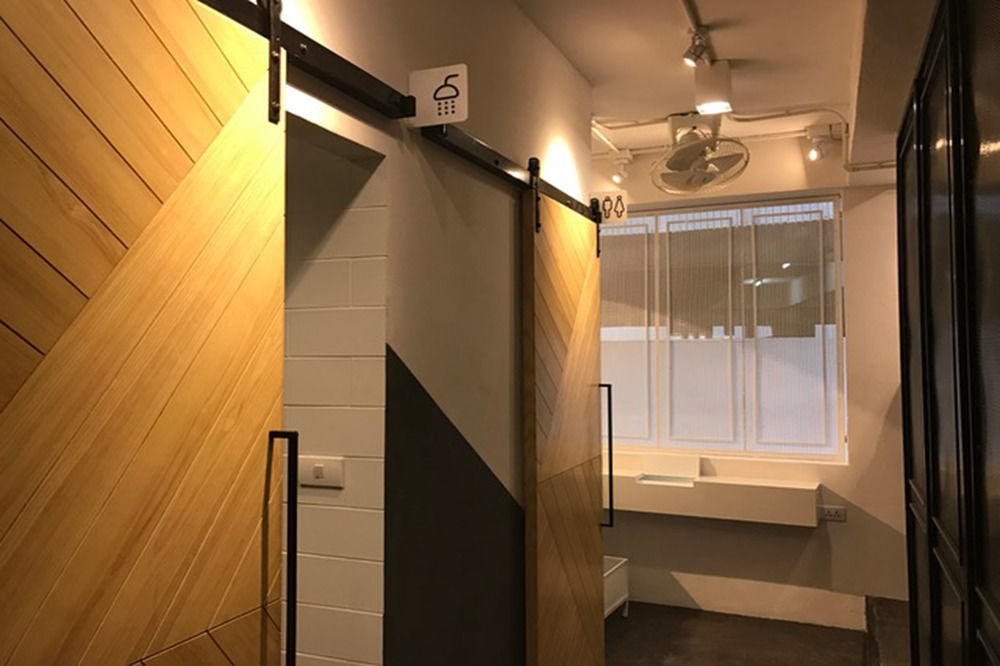 Bed One Block Hostel Bangkok Zewnętrze zdjęcie